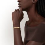 18K Gold Flexible Screw Motif Bangle Bracelet