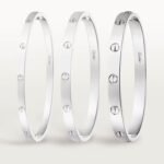 18K White Gold Screw Motif Bangle Bracelet