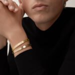 18K Gold Screw Motif Bangle Bracelet