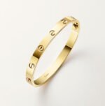 18K Gold Screw Motif Bangle Bracelet