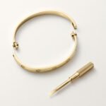 18K Gold Screw Motif Bangle Bracelet