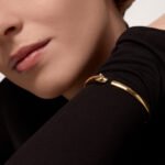18k gold panther head bangle bracelet